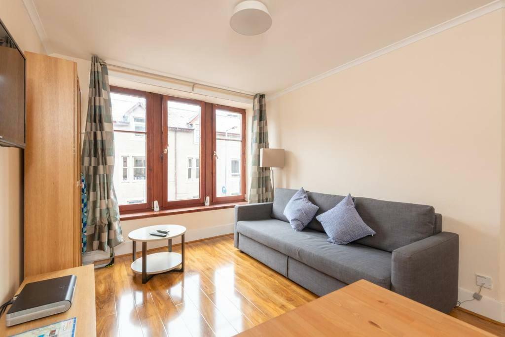 Ness Central Apartment - Greig Street إينفيرنيس المظهر الخارجي الصورة